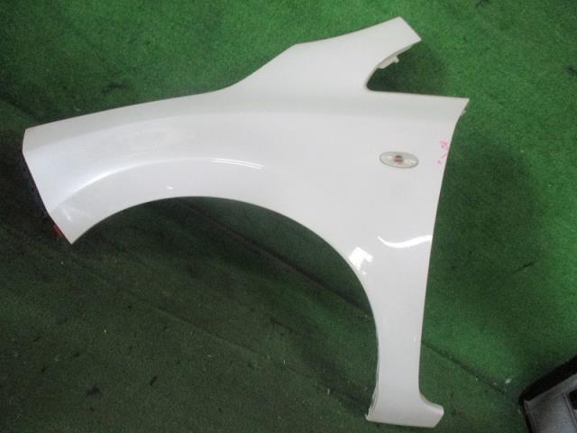 【中古】中古部品 リーフ AZE0 左ﾌﾛﾝﾄﾌｪﾝﾀﾞｰ 【3500080000-231128000210700】