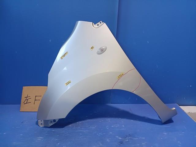 【中古】中古部品 ワゴンＲ MH23S 左ﾌﾛﾝﾄﾌｪﾝﾀﾞｰ 【3310050100-231028000410700】