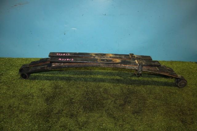 【中古】中古部品 ハイゼット S81P ﾘｱｽﾌﾟﾘﾝｸﾞｾｯﾄ 【3330950100-000042281351400】