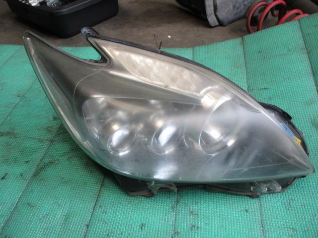 【中古】中古部品 プリウス ZVW30 右ﾍｯﾄﾞﾗﾝﾌﾟ 【3310190100-000244002910800】