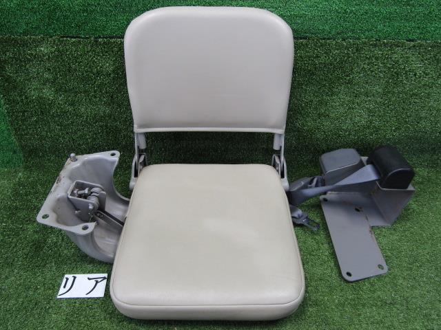 【中古】中古部品 キャラバン DSGE25 ﾘｱｼｰﾄ 【3330200100-230479000070800】 19,096円