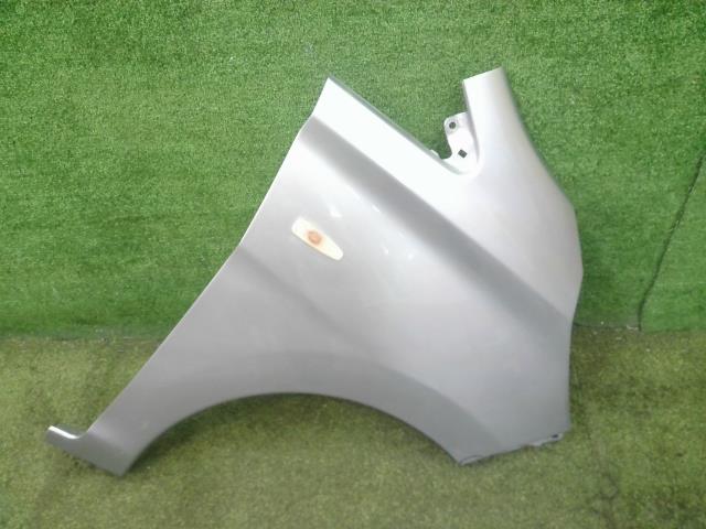 【中古】中古部品 ｅＫワゴン B11W 右ﾌﾛﾝﾄﾌｪﾝﾀﾞｰ 【3310540000-000024108910600】