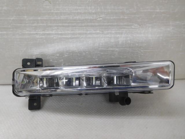 【中古】中古部品 BMW 5シリーズ JA20 右ｸﾘｱﾗﾝｽﾗﾝﾌﾟ 【3380050000-000035591611000】