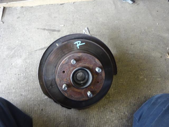 【中古】中古部品 プレオ RV1 右ﾌﾛﾝﾄﾅｯｸﾙﾊﾌﾞ 【3310410000-000243018244310】