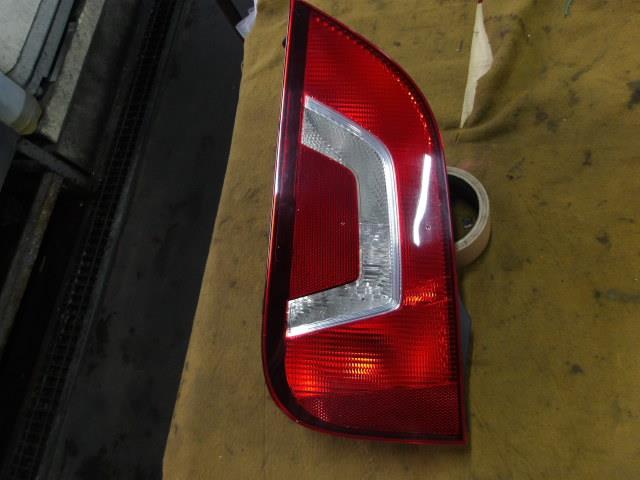 【中古】中古部品 VW アップ！ AACHY 左ﾃｰﾙﾗﾝﾌﾟ 【3340220100-000225024615600】