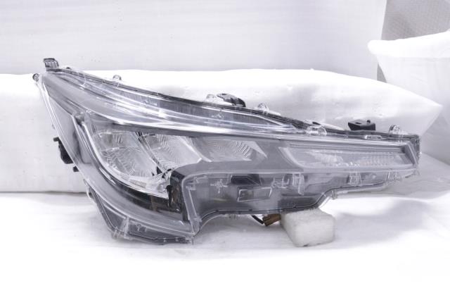 【中古】中古部品 カローラ ZRE212 右ﾍｯﾄﾞﾗﾝﾌﾟ 【3260520000-240425502010800】