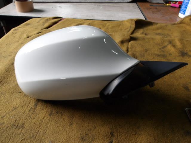 【中古】中古部品 BMW 3シリーズ US20 右ｻｲﾄﾞﾐﾗｰ 【3340220100-000225003613500】
