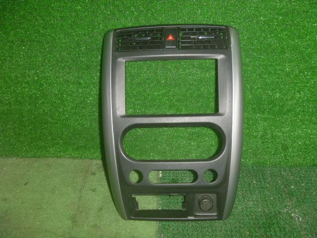 【中古】中古部品 ジムニー JB23W ｸﾗｽﾀｰﾊﾟﾈﾙ 【3330370100-000243008270220】