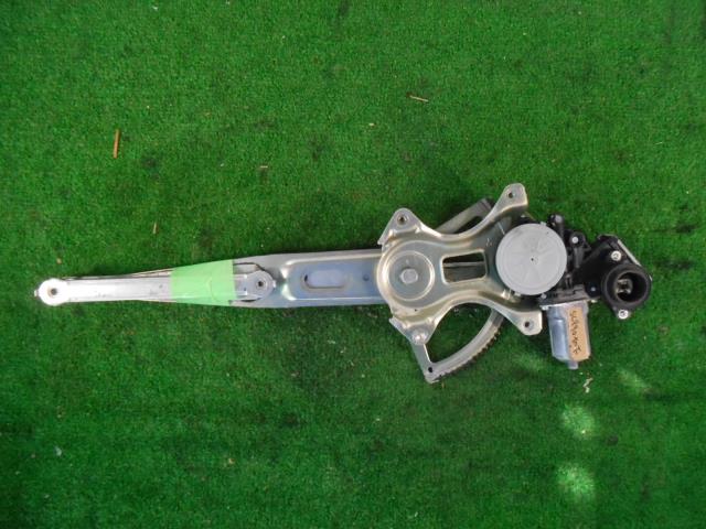 【中古】中古部品 ヴィッツ SCP90 右ﾌﾛﾝﾄﾄﾞｱﾚｷﾞｭﾚｰﾀ･ﾓｰﾀｰ 【3310080100-202211000613120】 5,518円