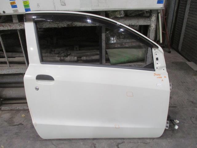 【中古】中古部品 ミラ L275V 右ﾌﾛﾝﾄﾄﾞｱ 【3310160100-000004354013100】