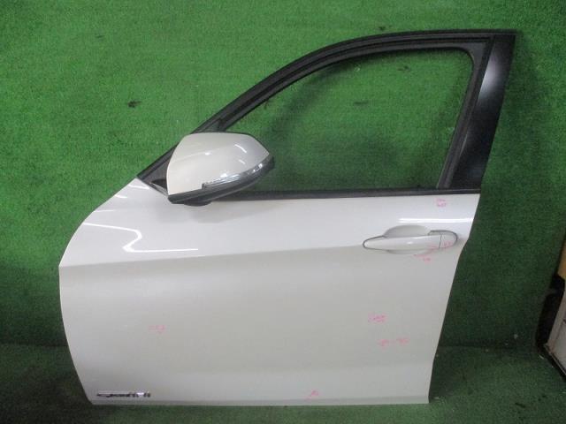 【中古】中古部品 BMW X1 VL18 左ﾌﾛﾝﾄﾄﾞｱ 【3500080000-231222000113200】