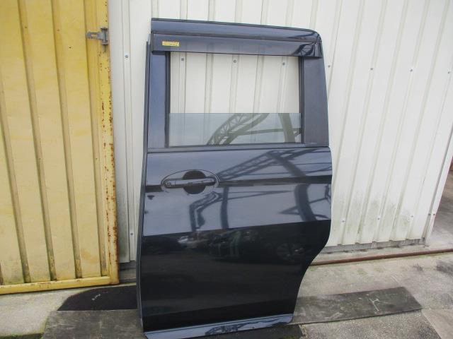 【中古】中古部品 スペーシア MK32S 左ﾘｱﾄﾞｱ 【3310190100-000244001113402】