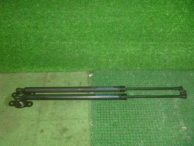 【中古】中古部品 ワゴンＲ MH23S ﾊﾞｯｸﾄﾞｱﾀﾞﾝﾊﾟｰ 【3330370100-000243010277250】