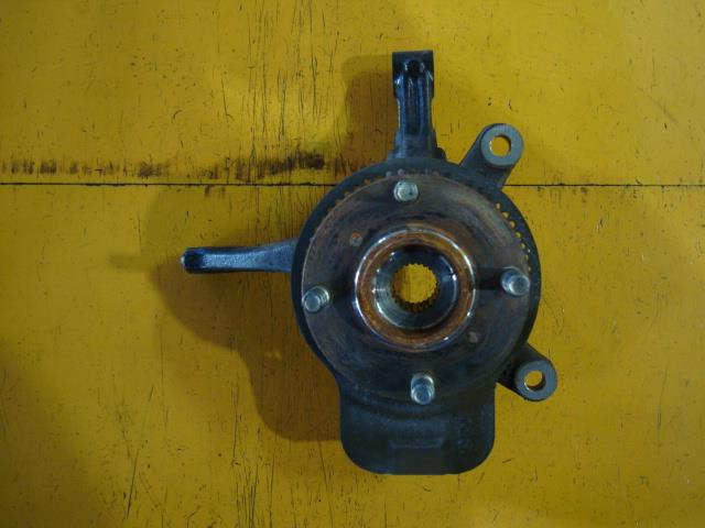 【中古】中古部品 スイフト ZC72S 右ﾌﾛﾝﾄﾅｯｸﾙﾊﾌﾞ 【3340220100-000224056144310】