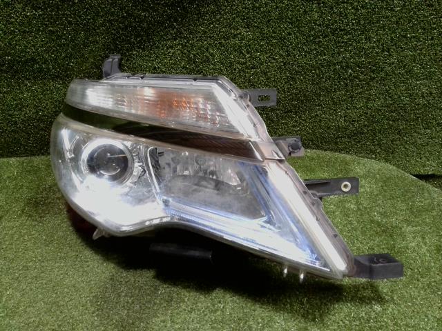 【中古】中古部品 セレナ HC26 右ﾍｯﾄﾞﾗﾝﾌﾟ 【3260300000-240521000210800】