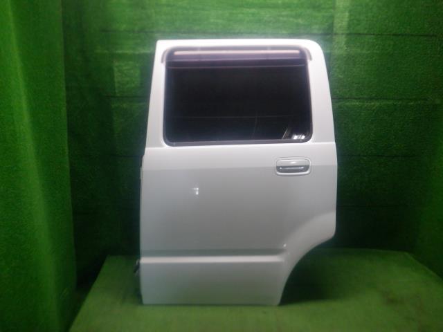 【中古】中古部品 ワゴンＲ MH21S 左ﾘｱﾄﾞｱ 【3330420100-240509000513400】 9,488円