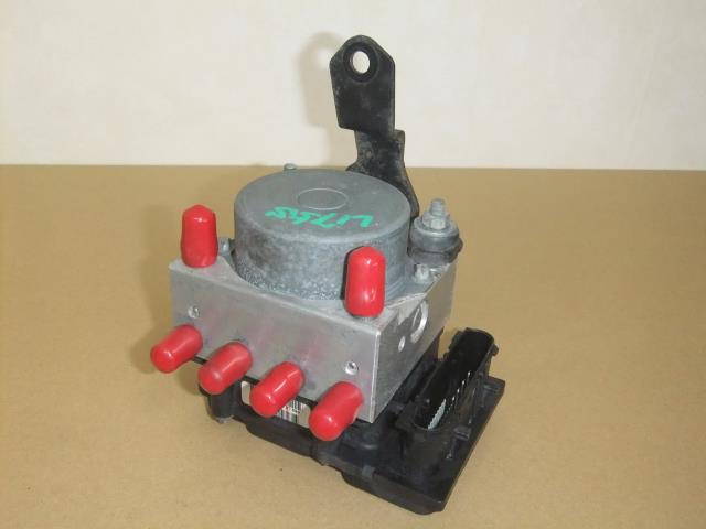 【中古】中古部品 ムーヴ L175S ABSｱｸﾁｭｴｰﾀｰ 【3330460100-000001579442500】