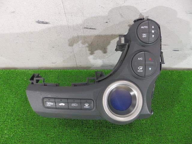 【中古】中古部品 フィット GP1 A/Cｽｲｯﾁﾊﾟﾈﾙ 【3260250000-000024073260900】
