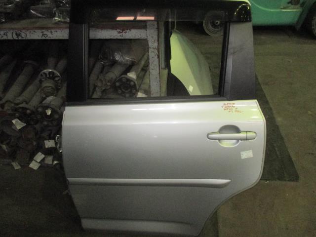 【中古】中古部品 ラクティス NCP100 左リアドア 【3310160100-001602947413400】