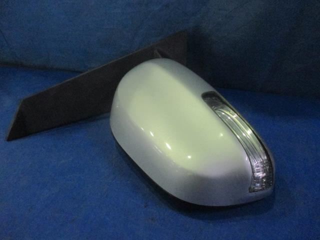 【中古】中古部品 ラクティス NCP100 右ｻｲﾄﾞﾐﾗｰ 【3310160100-001602893713500】