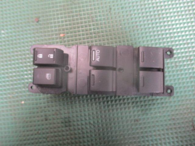 【中古】中古部品 Ｎ－ＢＯＸ JF4 ﾊﾟﾜｰｳｲﾝﾄﾞｳｽｲｯﾁ 【3310190100-000244001361900】