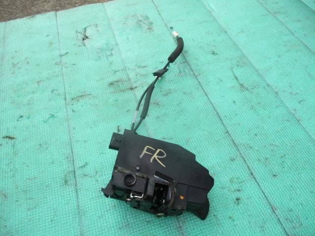 【中古】中古部品 プジョー 308 T9WHN02 右ﾌﾛﾝﾄﾄﾞｱﾛｯｸｿﾚﾉｲﾄﾞ 【3310190100-000244001264550】