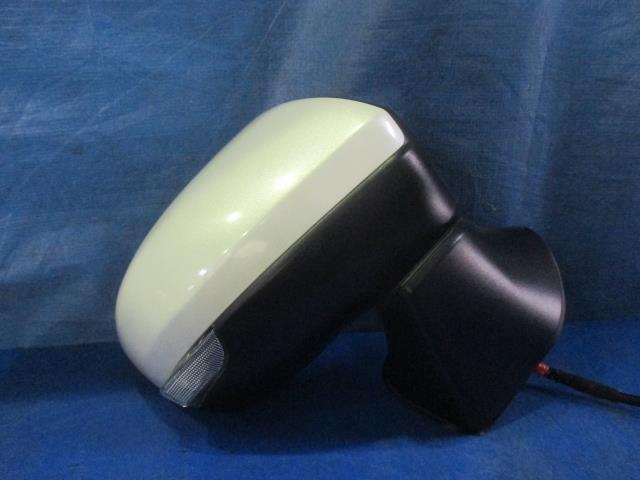 【中古】中古部品 ルーミー M900A 右ｻｲﾄﾞﾐﾗｰ 【3310160100-001644832713500】