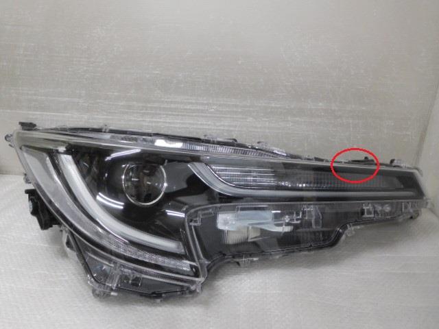 【中古】中古部品 カローラスポーツ ZWE211H 右ﾍｯﾄﾞﾗﾝﾌﾟ 【3380050000-000035765310800】