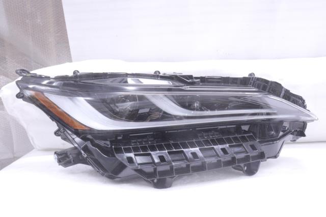 【中古】中古部品 ハリアー MXUA80 右ﾍｯﾄﾞﾗﾝﾌﾟ 【3260520000-240529500510800】