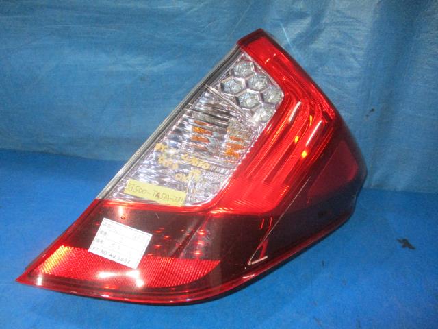 【中古】中古部品 フィット GP5 右ﾃｰﾙﾗﾝﾌﾟ 【3310160100-000004363015500】