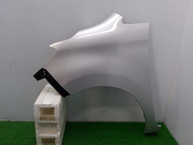 【中古】中古部品 ソリオ MA15S 左ﾌﾛﾝﾄﾌｪﾝﾀﾞｰ 【3310250100-000243021910700】