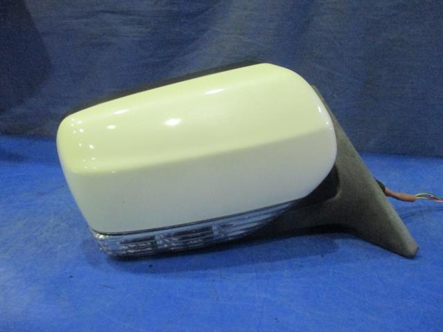 【中古】中古部品 フォレスター SG5 右ｻｲﾄﾞﾐﾗｰ 【3310160100-001488323913500】