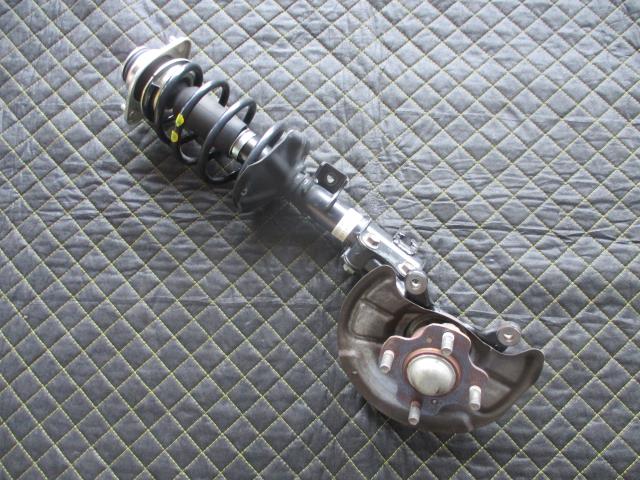 【中古】中古部品 エブリィ DA64V 左ﾌﾛﾝﾄｽﾄﾗｯﾄ 【3330660100-000024313950200】