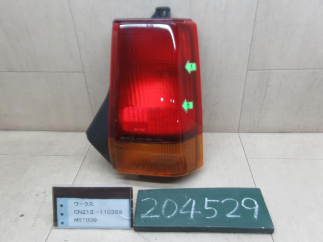 【中古】中古部品 アルト CN21S 右ﾃｰﾙﾗﾝﾌﾟ 【3310120100-240605000115500】