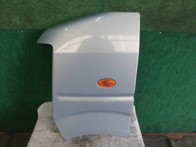 【中古】中古部品 エブリィ DA64W 左ﾌﾛﾝﾄﾌｪﾝﾀﾞｰ 【3310420000-000002276010700】