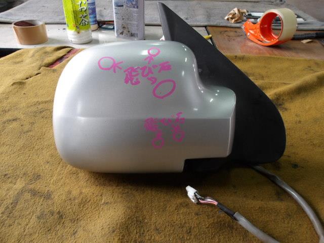 【中古】中古部品 テリオスキッド J111G 右サイドミラー 【3340220100-000224059013500】