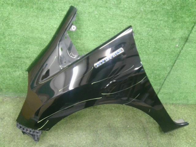 【中古】中古部品 フィット GP1 左ﾌﾛﾝﾄﾌｪﾝﾀﾞｰ 【3310540000-000024161010700】