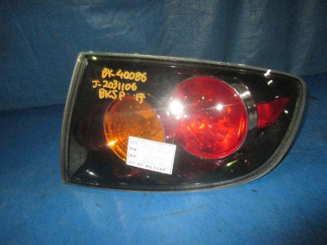 【中古】中古部品 アクセラ BK5P 右ﾃｰﾙﾗﾝﾌﾟ 【3310160100-001646907015500】