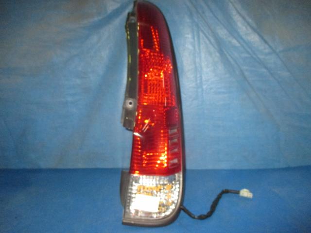 【中古】中古部品 テリオスキッド J131G 右ﾃｰﾙﾗﾝﾌﾟ 【3310160100-001485338115500】