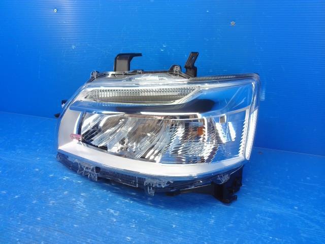 【中古】中古部品 タウンエース S403M 左ﾍｯﾄﾞﾗﾝﾌﾟ 【3310550000-240606001010900】