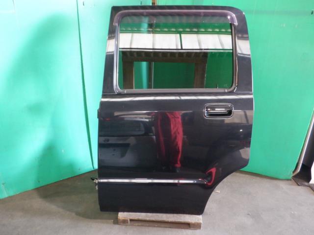 【中古】中古部品 ワゴンＲ MH22S 左ﾘｱﾄﾞｱ 【3340140100-000024142713400】