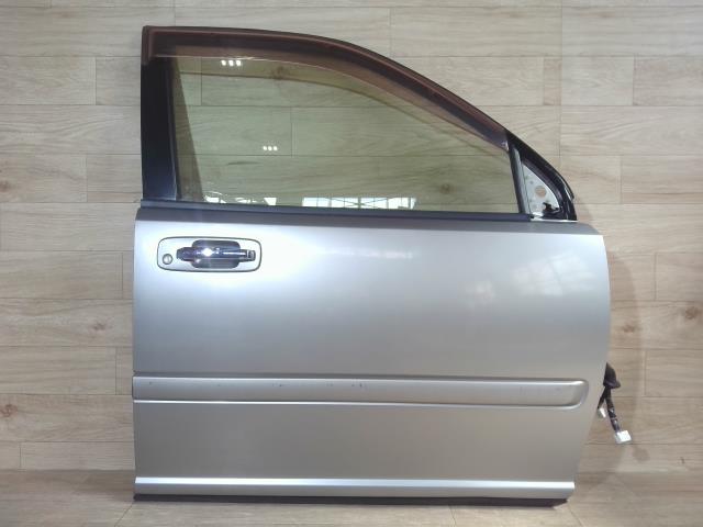 【中古】中古部品 エクストレイル NT30 右ﾌﾛﾝﾄﾄﾞｱ 【3310390100-240601001713100】