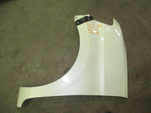 【中古】中古部品 タント L375S 左ﾌﾛﾝﾄﾌｪﾝﾀﾞｰ 【3310160100-001566366510700】｜e-cleマート 13,283円