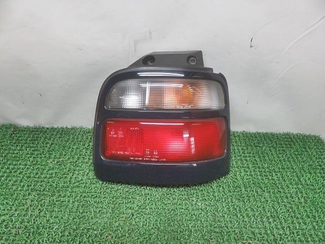 【中古】中古部品 セルボ CN22S 右テールランプ 【3330380100-000036016915500】