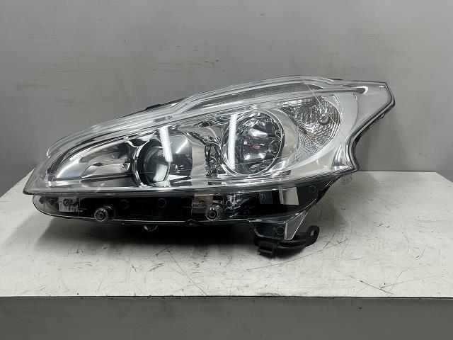 【中古】中古部品 プジョー 208 A9HM01 左ヘッドランプ 【3310070100-000090758510900】