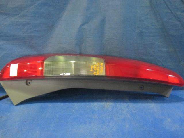【中古】中古部品 ライフ JB5 左ﾃｰﾙﾗﾝﾌﾟ 【3310160100-001511334115600】