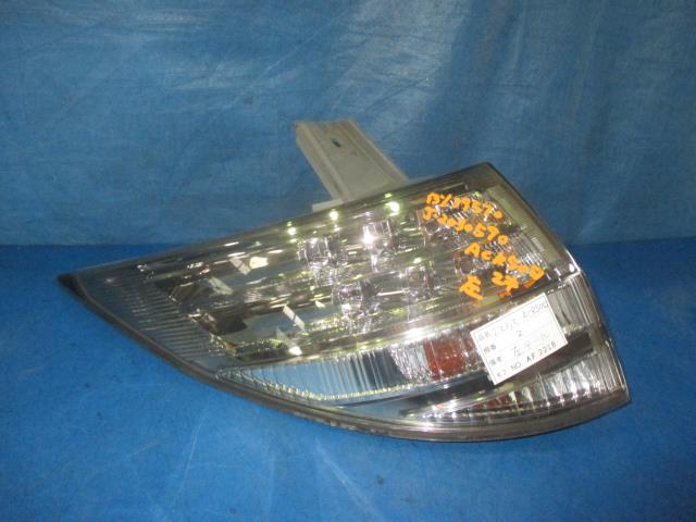 【中古】中古部品 エスティマ ACR50W 左ﾃｰﾙﾗﾝﾌﾟ 【3310160100-001610759715600】