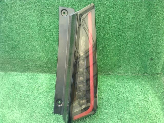 【中古】中古部品 セレナ NC28 右ﾃｰﾙﾗﾝﾌﾟ 【3260240000-240613000215500】