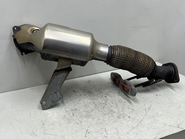【中古】中古部品 ボルボ 60シリーズ DB4204TXC 触媒 【3310070100-000090753422400】