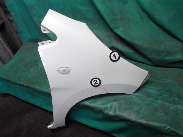 【中古】中古部品 セルボ HG21S 右ﾌﾛﾝﾄﾌｪﾝﾀﾞｰ 【3330990500-240618000110600】